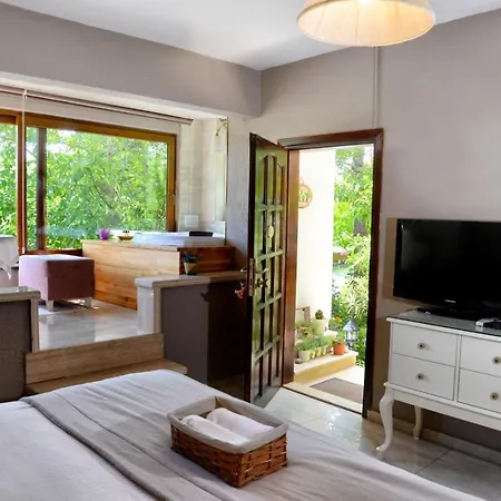 Hotel Beyaz Ev - Adult Only +15 3*