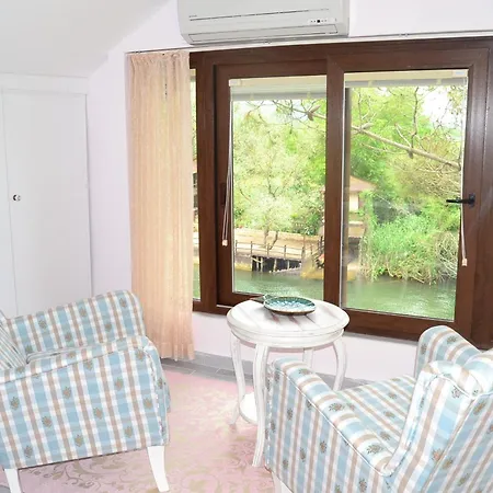 Beyaz Ev - Adult Only +15 Hotel