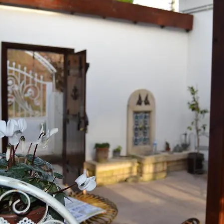 Hotel Beyaz Ev - Adult Only +15 3*