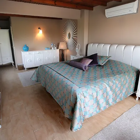 Beyaz Ev - Adult Only +15 Ağva
