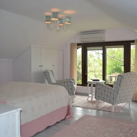 Beyaz Ev - Adult Only +15 Szálloda 3*