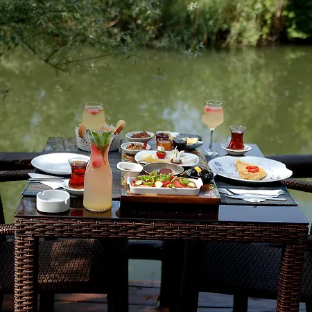 Beyaz Ev - Adult Only +15 Szálloda 3*